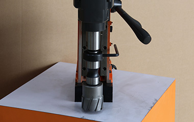 磁力鉆之麻花鉆和擴(kuò)孔鉆應(yīng)該如何選購(gòu)，有哪些區(qū)別