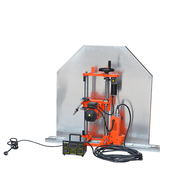 使用墻壁切割機(jī)時(shí)需要注意哪些操作事項(xiàng)？